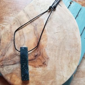 Dark Green Indian Agate Leather Adjustable Healing Necklace